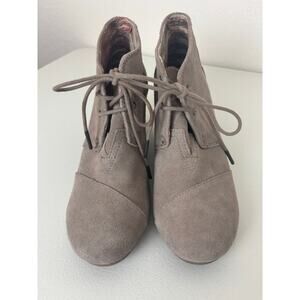 Tom’s Taupe Suede Leather Desert Wedge Ankle Boots Size 9.5